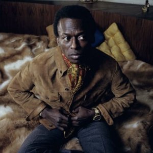 Spiderwebs: Miles Davis on 17/11/2025 from 13:00-14:00